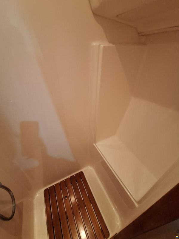 Wauquiez 40 Pilot Saloon