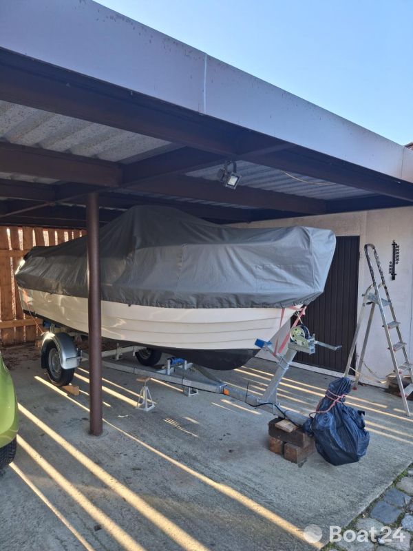 RaJo Motorboot OveanBay 440 open