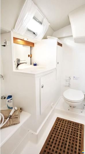 Hallberg-Rassy HR 372