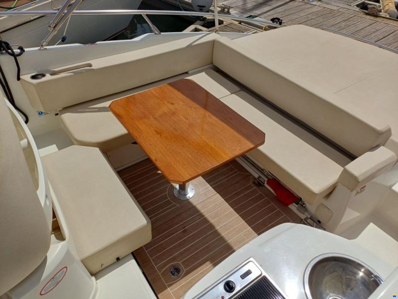 Cranchi Endurance 30