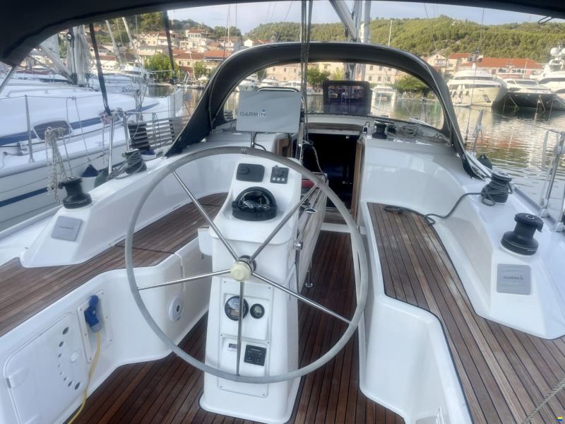 Bavaria 33 Cruiser