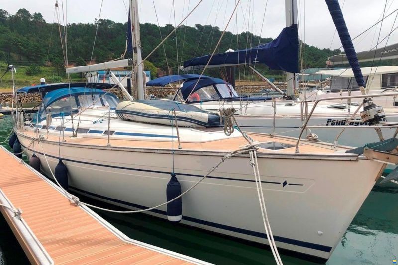 Bavaria 44