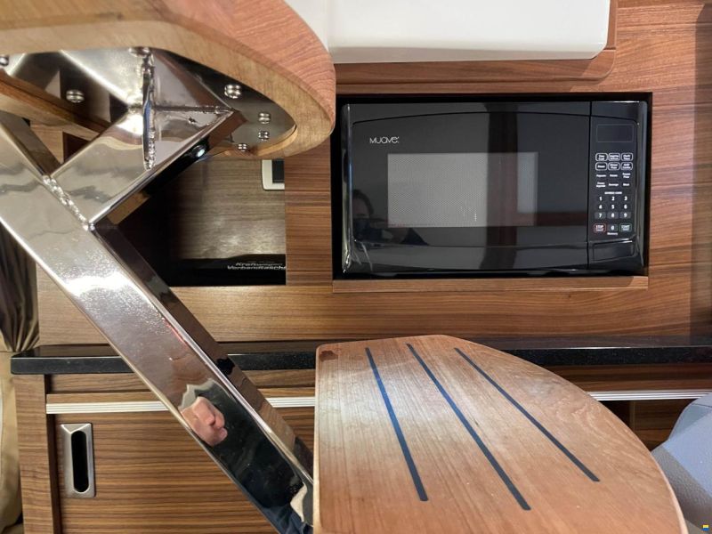 Sea Ray 320 Sundancer