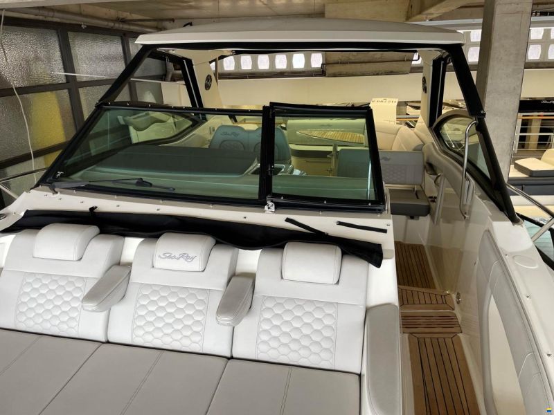 Sea Ray 320 Sundancer