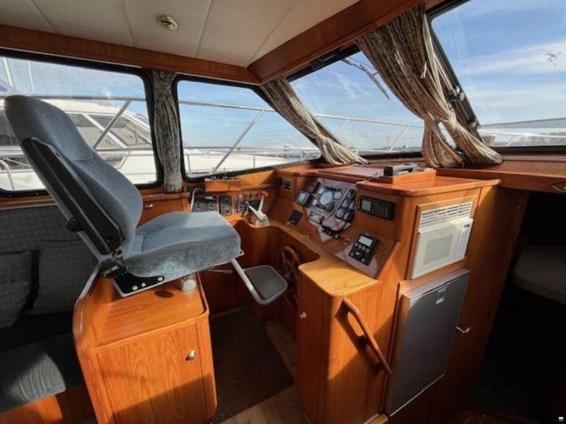 Pacific 1200
