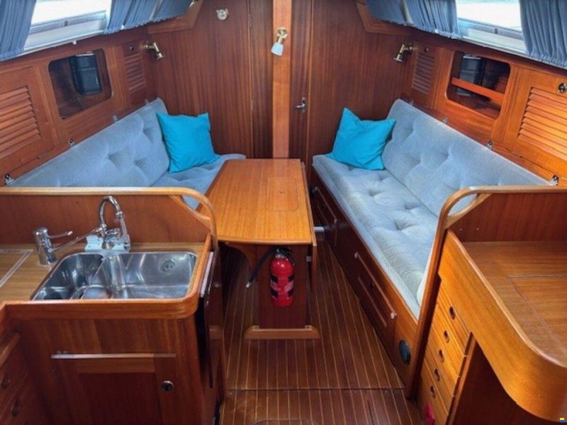 Hallberg-Rassy 31