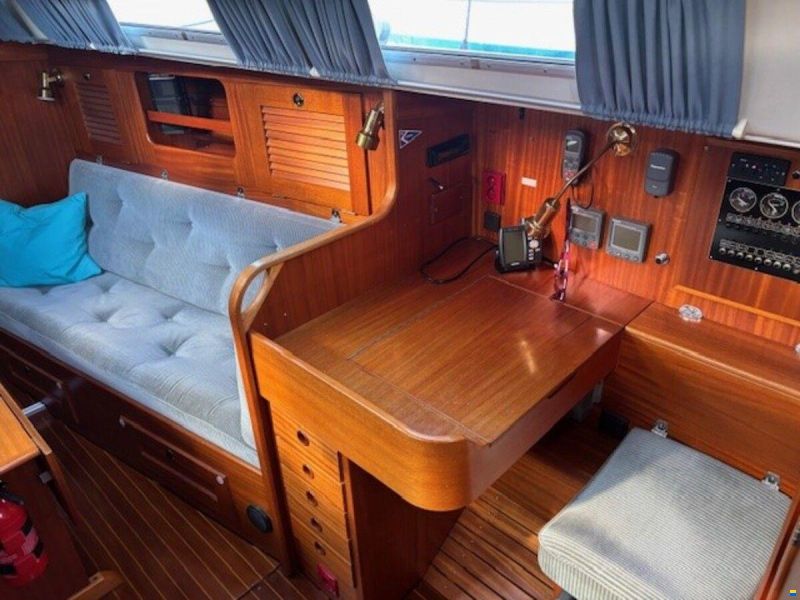 Hallberg-Rassy 31