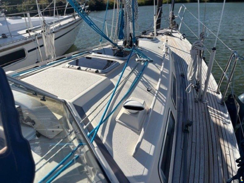 Hallberg-Rassy 31