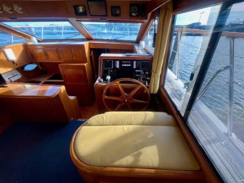 Ocean Alexander 46