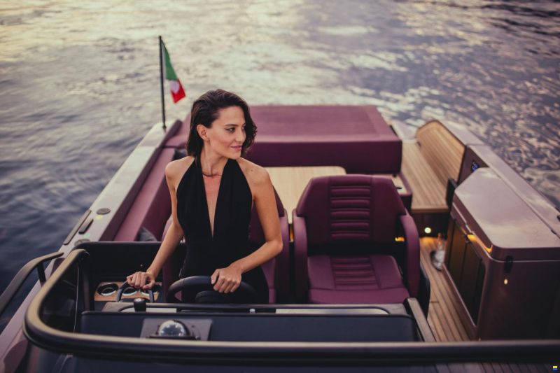 Cranchi A32 Luxury Tender