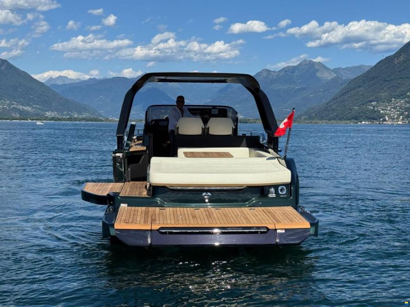Cranchi A32 Luxury Tender HT