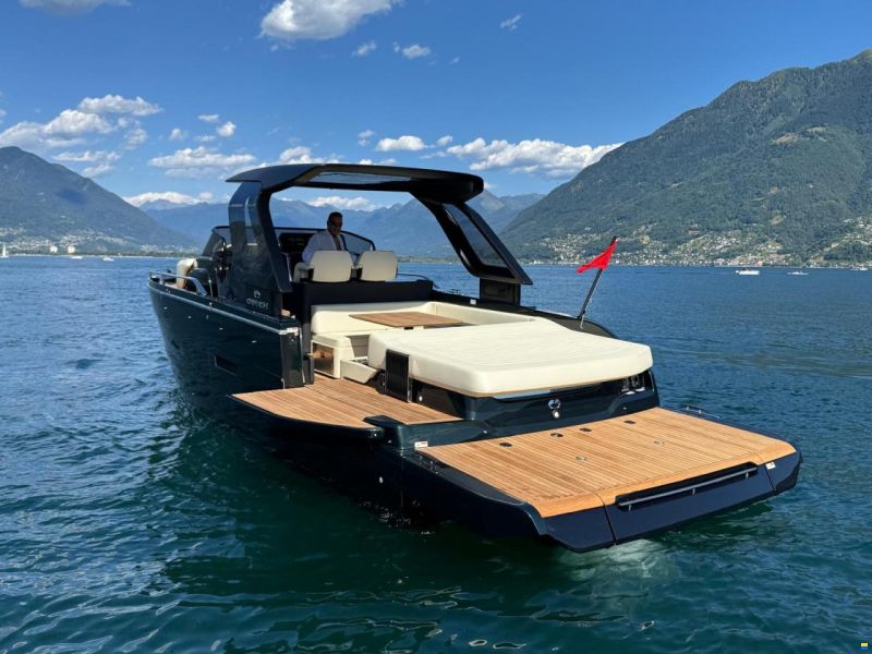 Cranchi A32 Luxury Tender HT