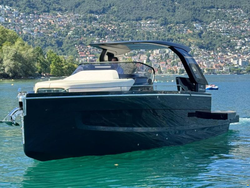 Cranchi A32 Luxury Tender HT