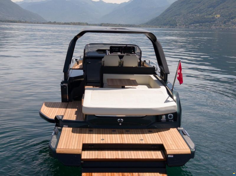Cranchi A32 Luxury Tender HT