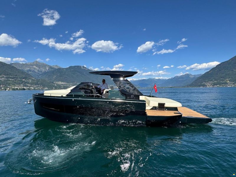 Cranchi A32 Luxury Tender HT