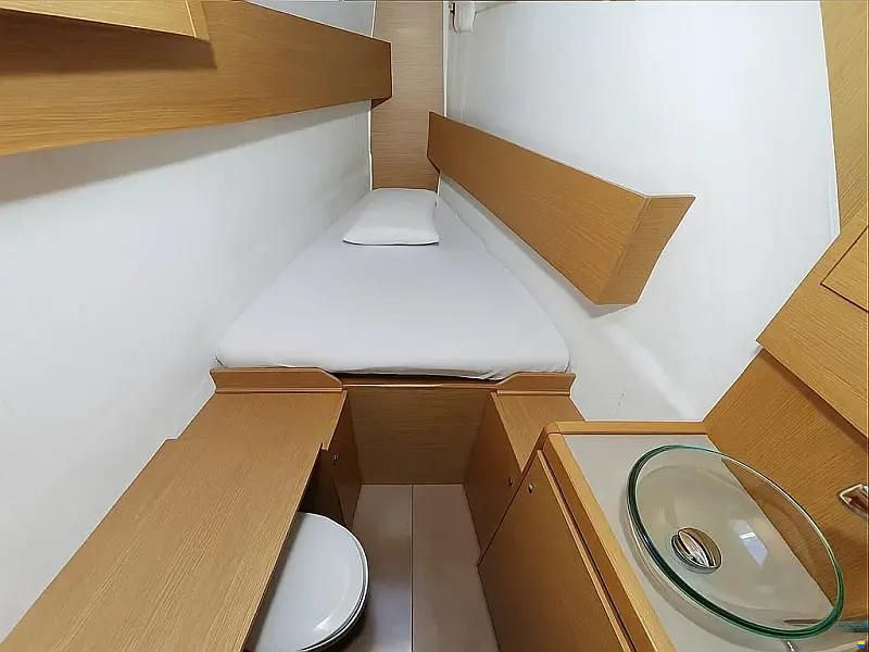 Dufour Catamarans 48
