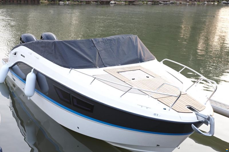 Quicksilver ACTIV 805 Cruiser
