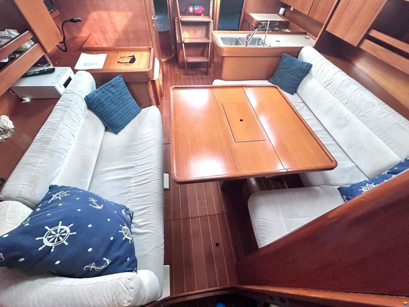 Dufour 40