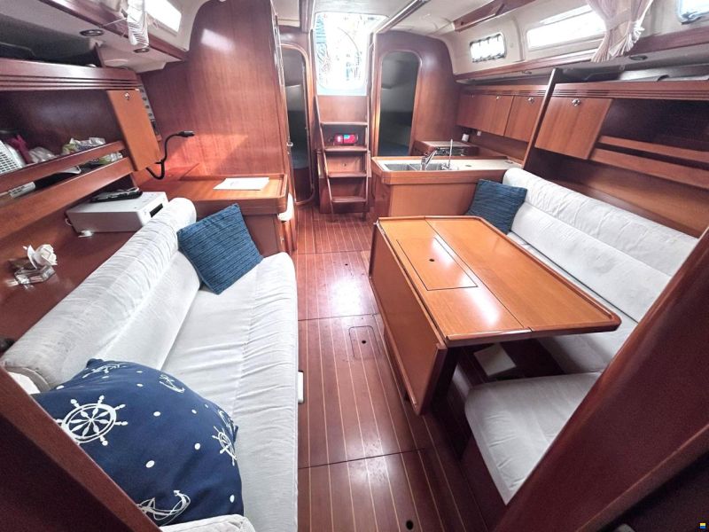 Dufour 40
