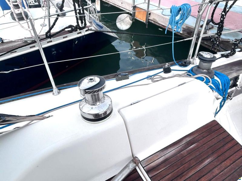 Dufour 40