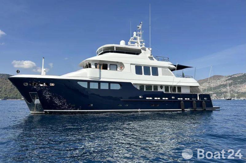 Bandido Yachts 90