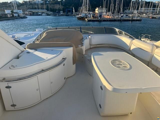 Azimut 62