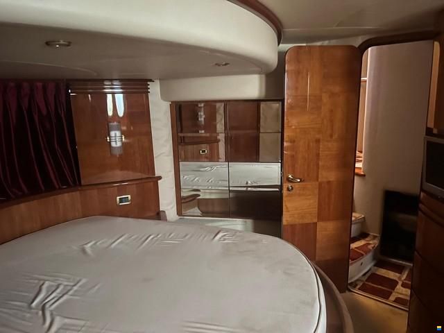 Azimut 62