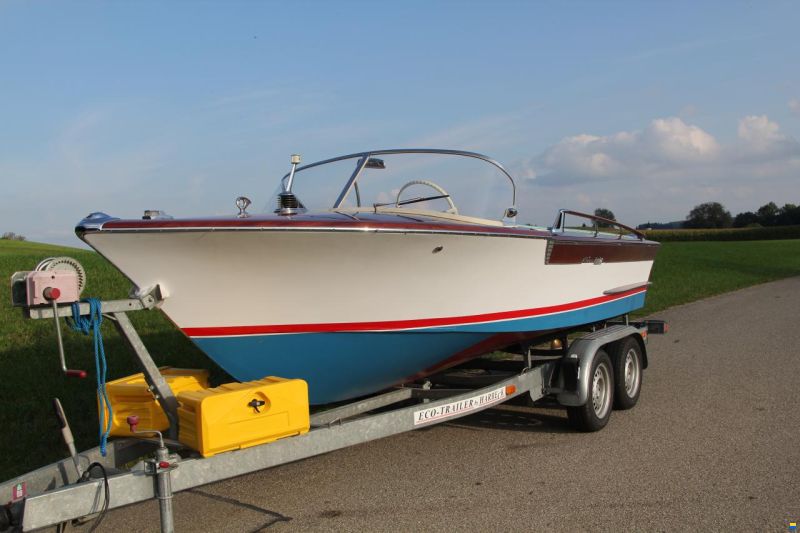 Riva Junior