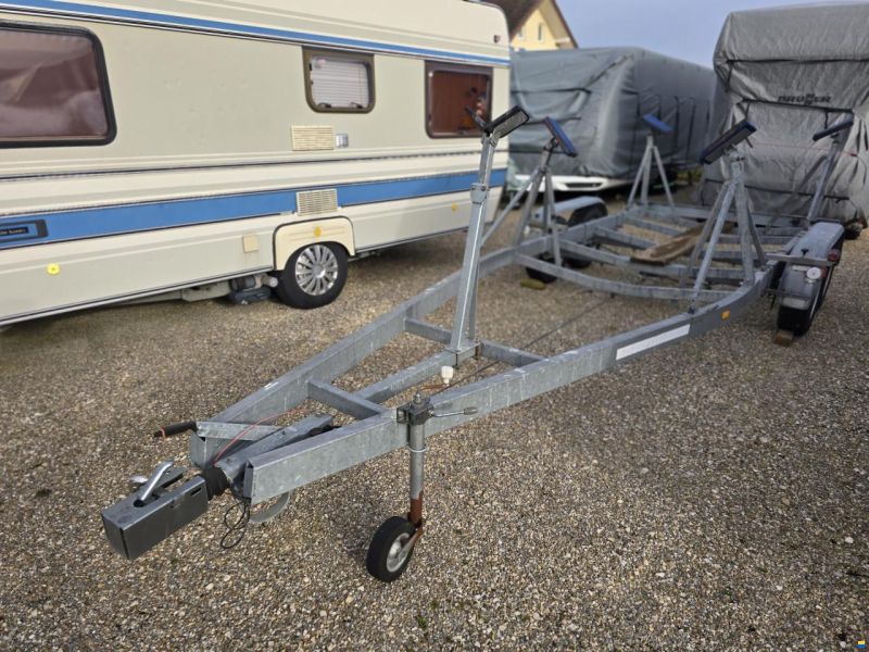 Harbeck Trailer f&uuml;r Segelboot