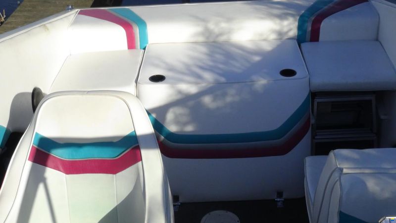 Apex Crowline Bayside 590