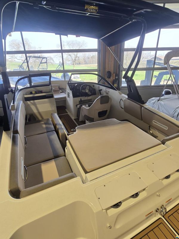 Bayliner VR4