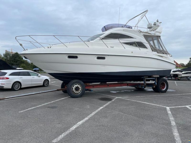 Sealine F34 Flybridge