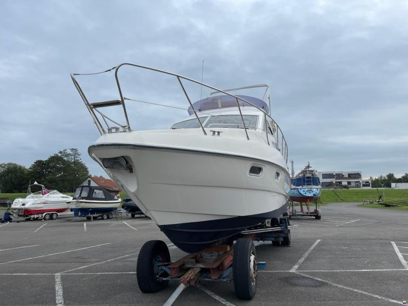 Sealine F34 Flybridge