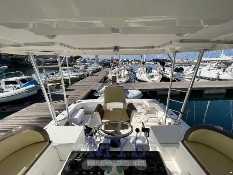 Luhrs 40 OPEN