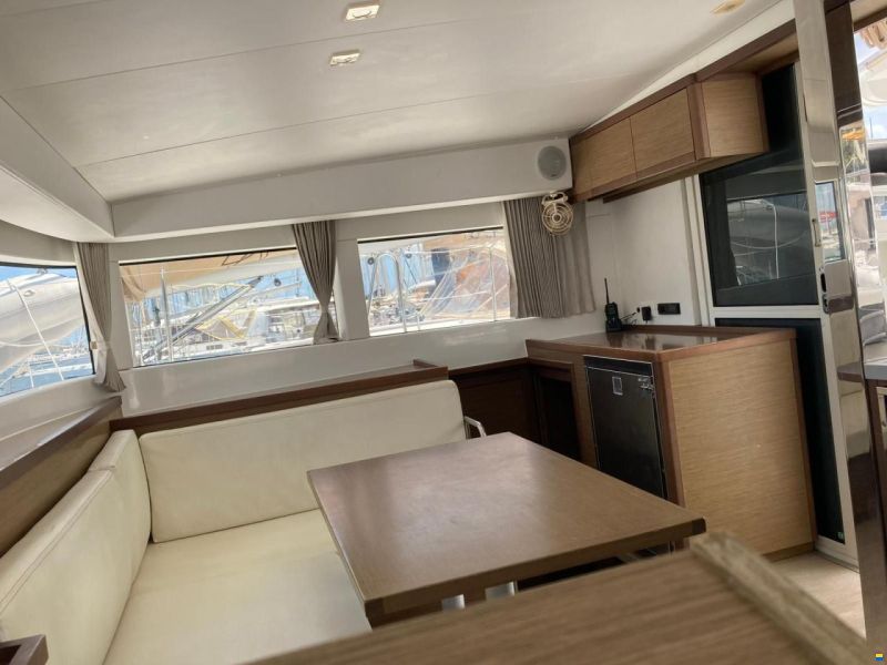 Lagoon 40