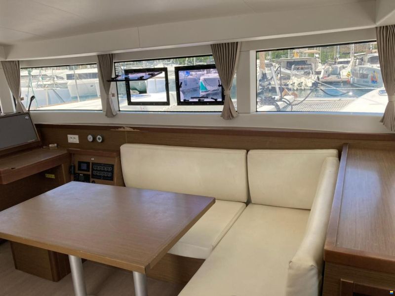 Lagoon 40