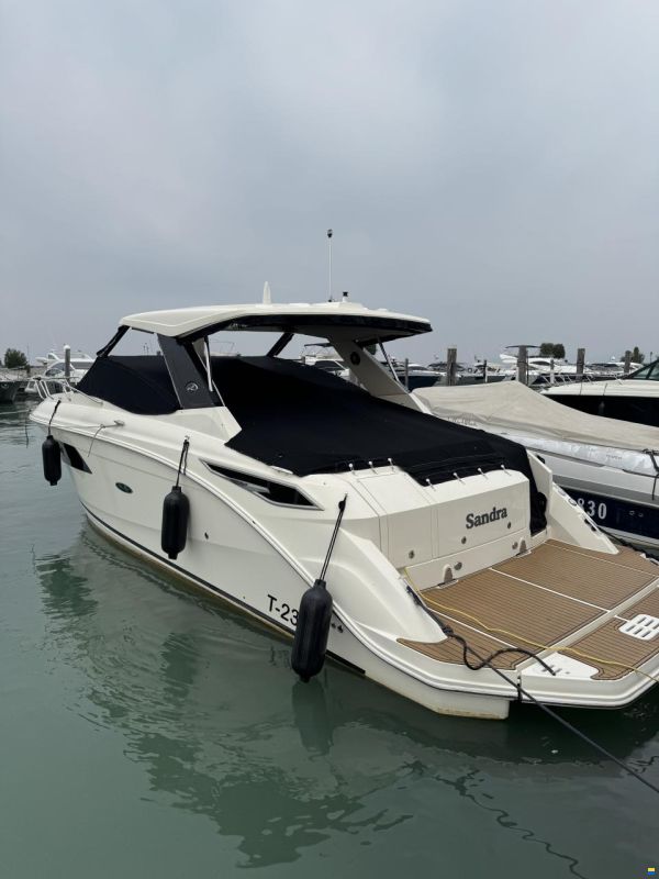 Sea Ray 320 Sundancer