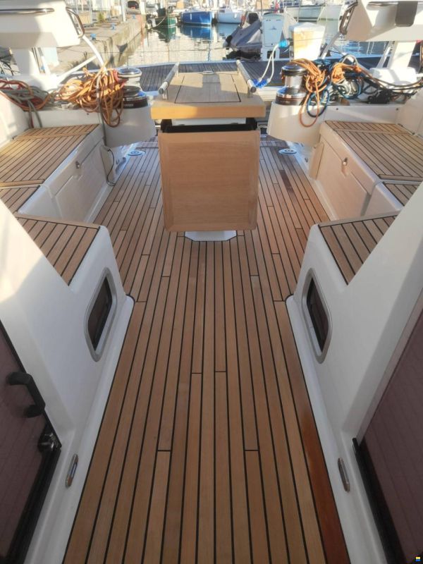 Beneteau Oceanis 55.1