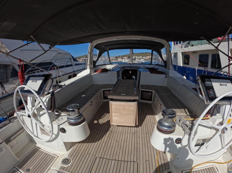 Beneteau Oceanis 55.1