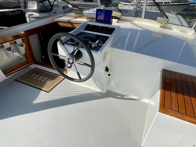 Privateer 37 Hybride