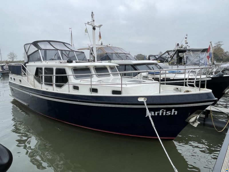 Privateer 37 Hybride