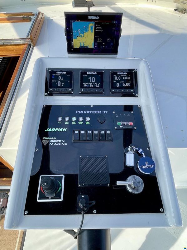 Privateer 37 Hybride