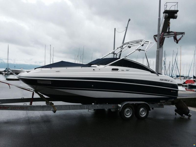 Four Winns Funship 234