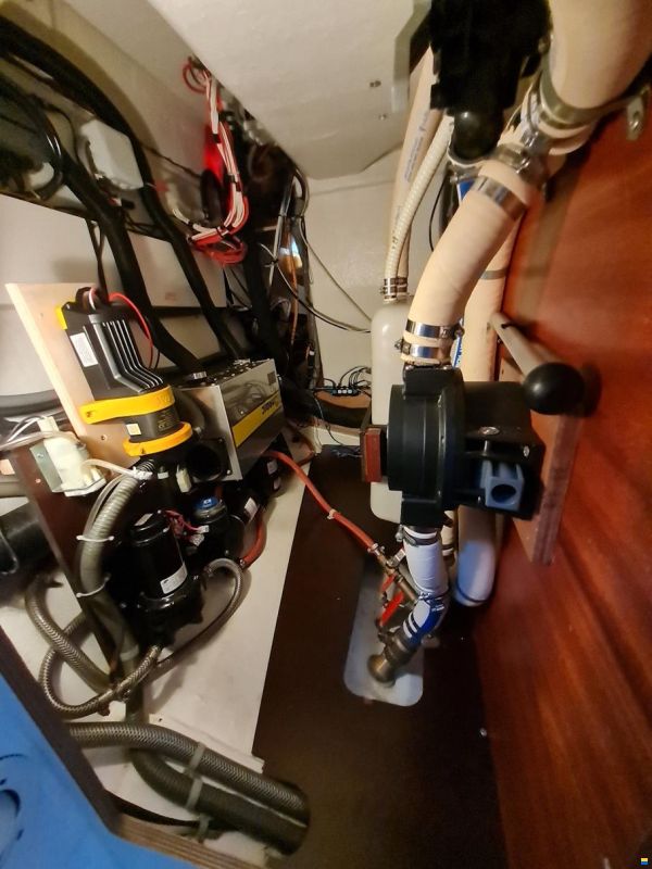 Nimbus 340 Commander