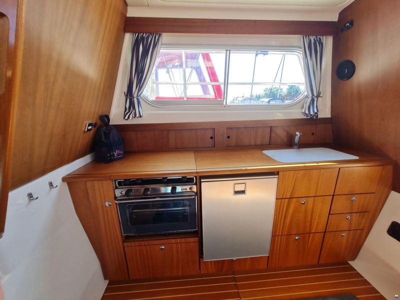 Nimbus 340 Commander