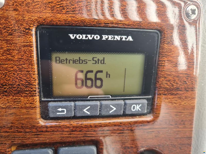 Nimbus 340 Commander