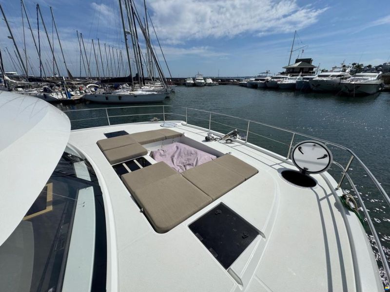 Fountaine Pajot MY 44