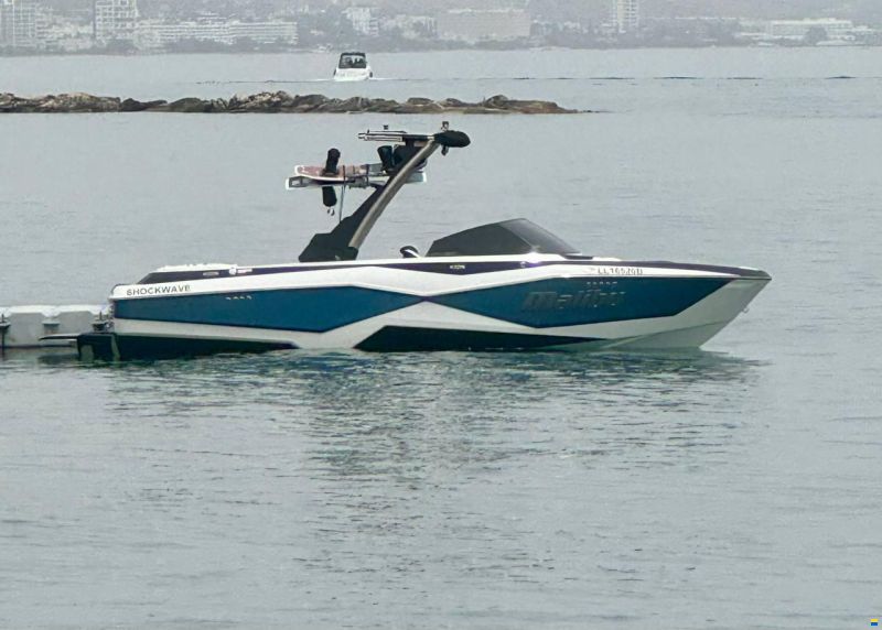 Malibu Wakesetter 22 LSV