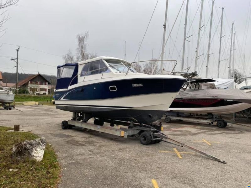 Beneteau Antares 760