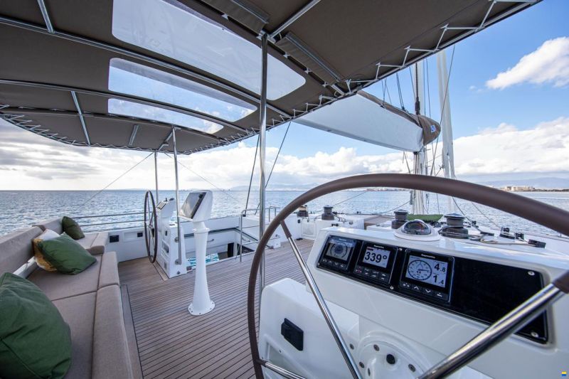 Lagoon 620